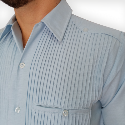 Chemise guayabera bleu clair à manches courtes homme