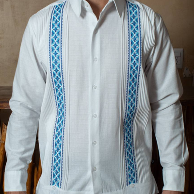 Guayabera Présidentielle Brodée Bleu Ciel Casa Habana en lin premium