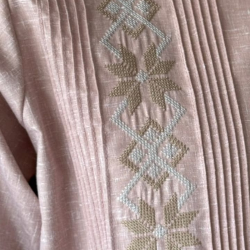 Guayabera Rose Pâle Brodée manches longues pour homme
