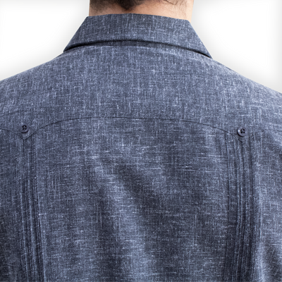 Guayabera artisanale gris foncé pour homme