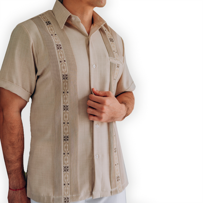 Guayabera beige brodée pour homme à manches courtes