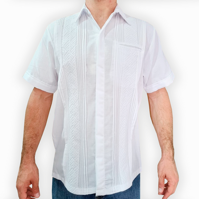 Guayabera blanche brodée à manches courtes pour homme, confection artisanale du Yucatán