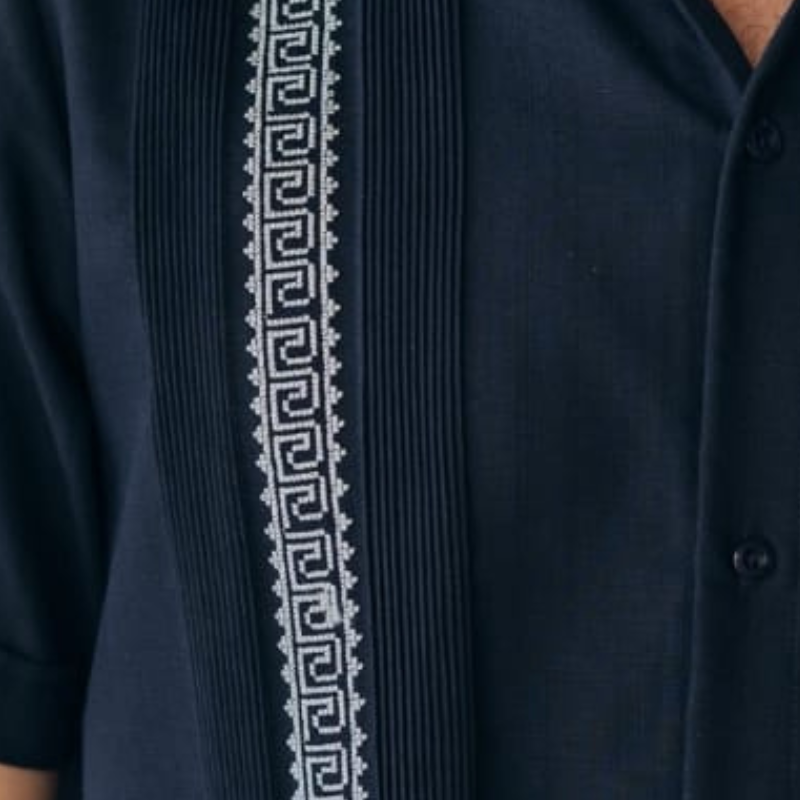 Guayabera Bleu Marine Broderie Artisanale