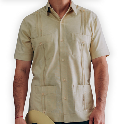 Guayabera cubaine beige à manches courtes