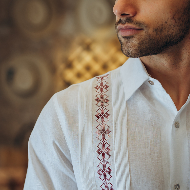 Guayabera mexicaine brodée multicolore homme