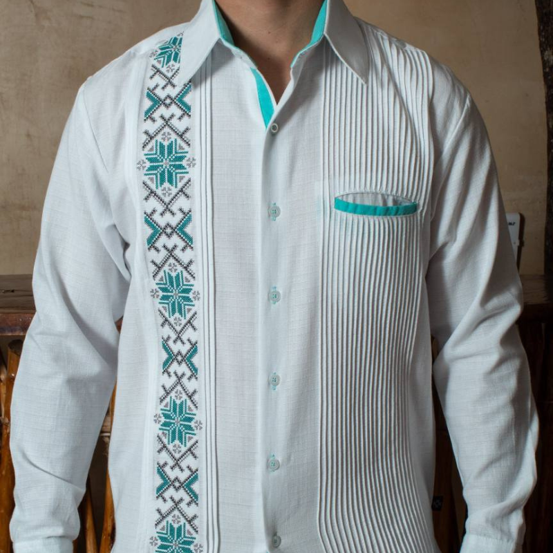 Guayabera mexicaine brodée turquoise homme