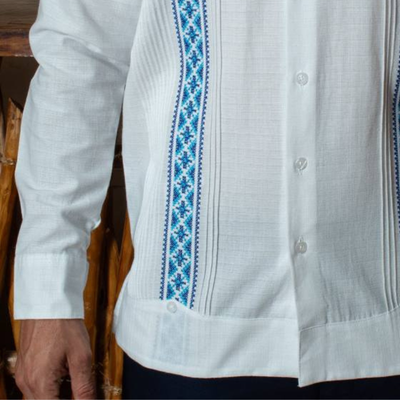 Guayabera présidentielle bleu ciel pour mariage tropical