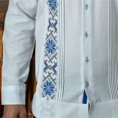 Guayabera présidentielle bleue pour mariage et cérémonie
