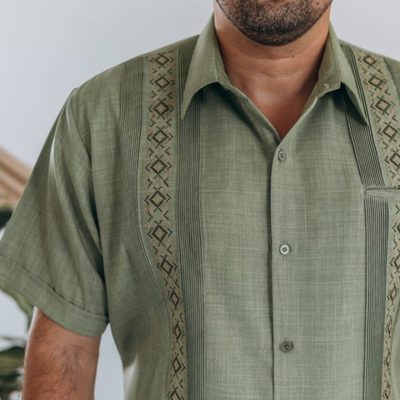 guayabera vert pistache mariage extérieur homme
